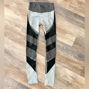 Alo Leggings